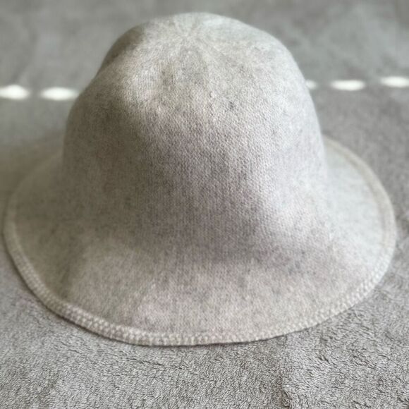 Universal Thread Wool Blend Knit Bucket Hat - Picture 1 of 6